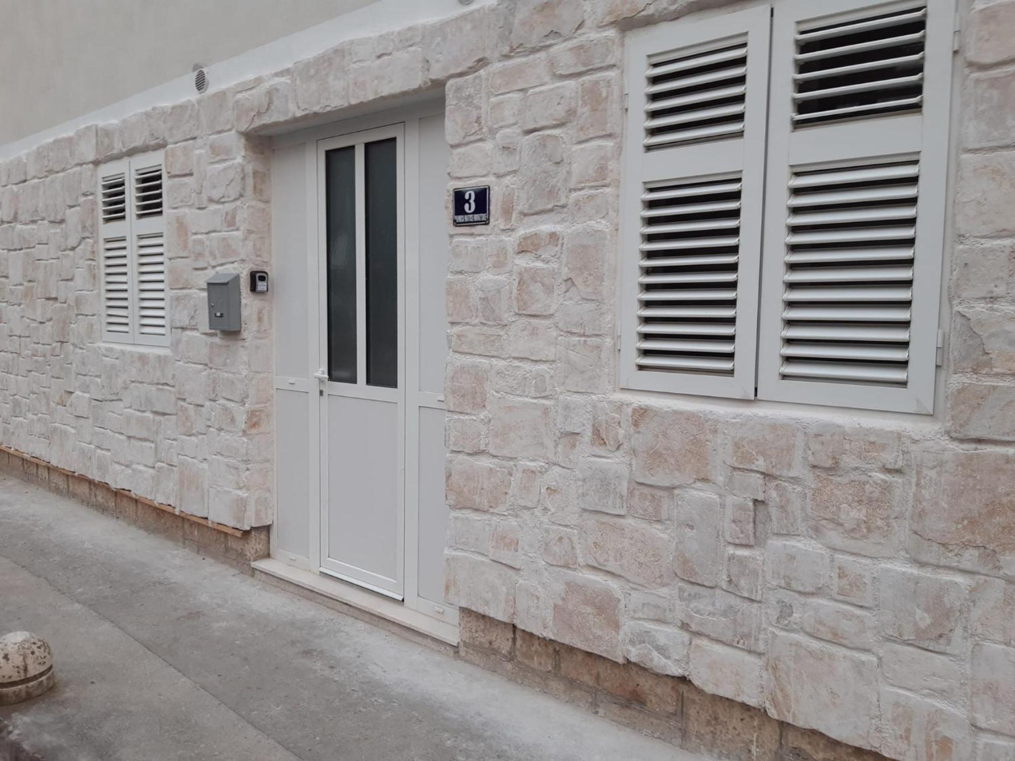 Ana & Mia Apartma