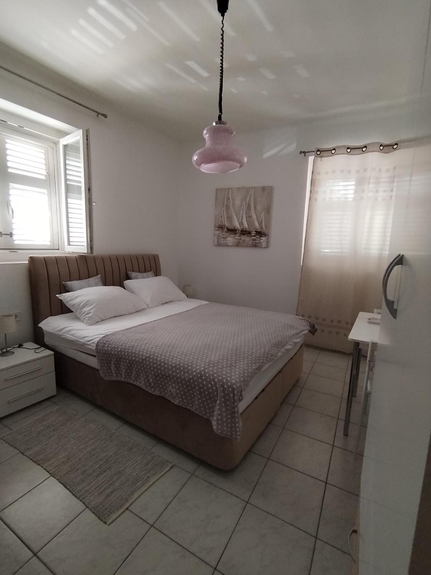 Apartma Ana & Mia